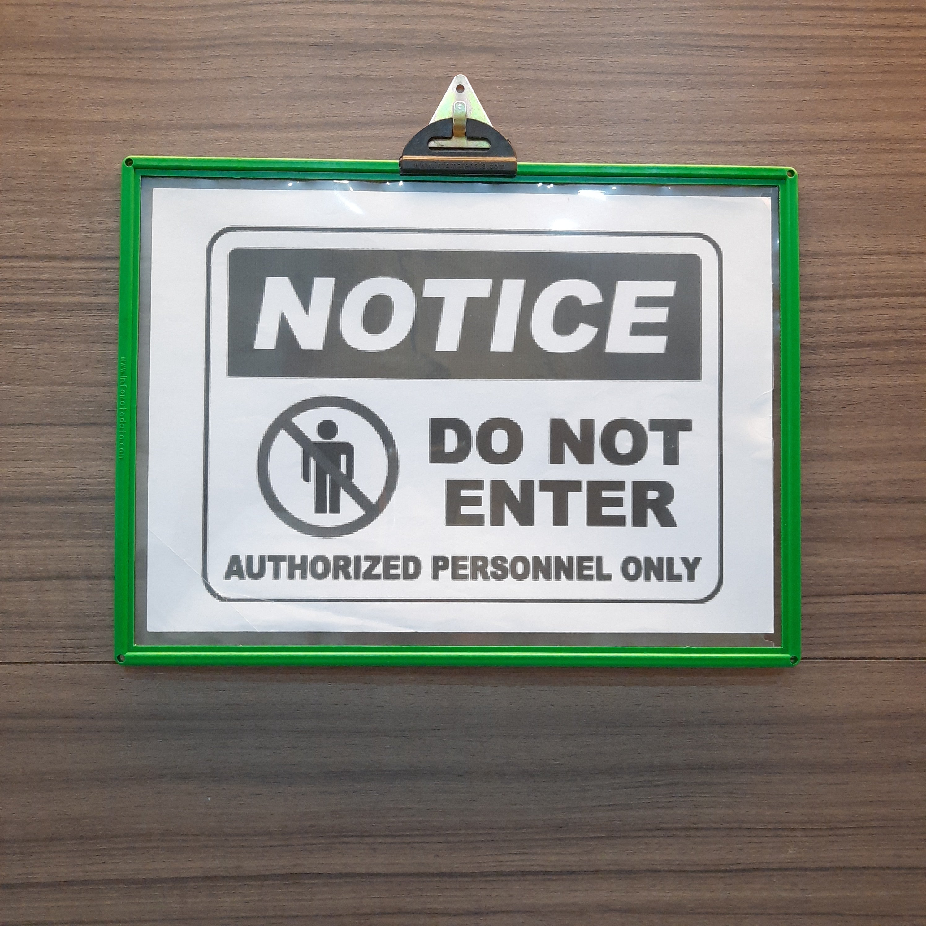 Infomate Wall Hanging Document Holder for A4 Documents